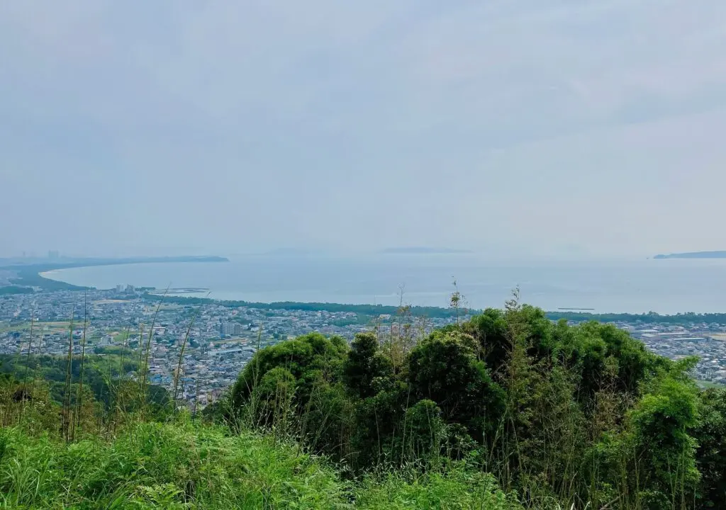 在自山から見た福津市