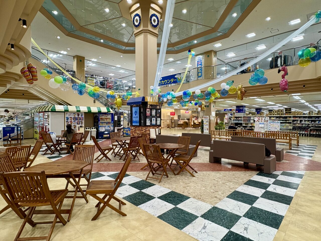 サンリブ古賀中央広場