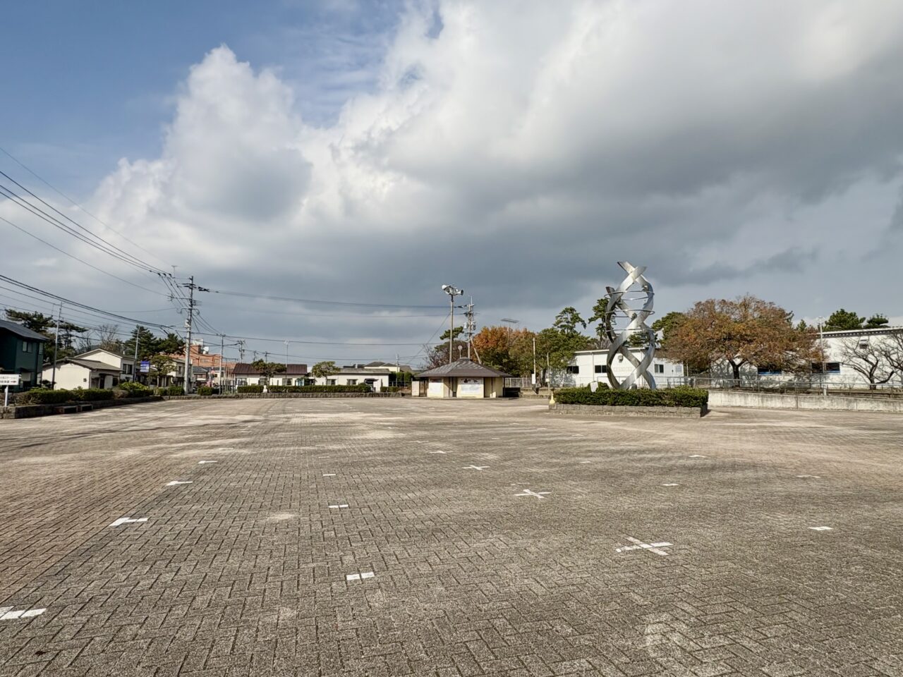 ハーモニー広場